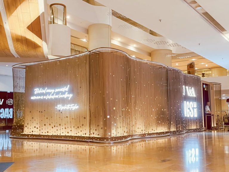 Pacific Place and V&A present – BAGS INSIDE OUT